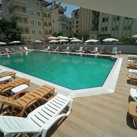 Hedef Kleopatra Аланія